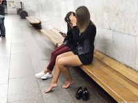 Feet - Uliana - 2016-11-29 Tired of shoes