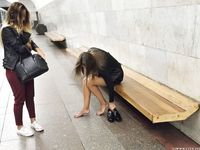 Feet - Uliana - 2016-11-29 Tired of shoes