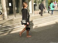 Feet - Uliana - 2016-11-29 Tired of shoes