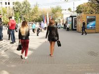 Feet - Uliana - 2016-11-29 Tired of shoes