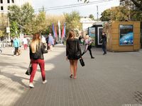 Feet - Uliana - 2016-11-29 Tired of shoes