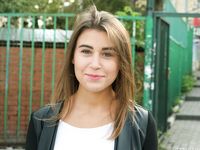 Feet - Uliana - 2016-11-29 Tired of shoes