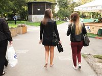 Feet - Uliana - 2016-11-29 Tired of shoes