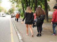 Feet - Uliana - 2016-11-29 Tired of shoes