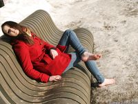 Feet - Valeria A - 2014-01-02 New barefoot experience