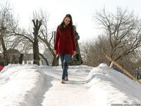 Feet - Valeria A - 2014-01-02 New barefoot experience