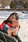 Feet - Valeria A - 2014-01-02 New barefoot experience