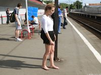 Feet - Valeria C - 2017-08-20 A barefoot trip