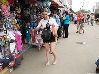 Feet - Valeria C - 2017-08-20 A barefoot trip