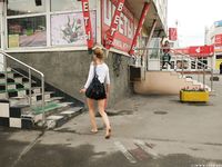 Feet - Valeria C - 2017-08-20 A barefoot trip