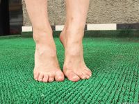 Feet - Valeria C - 2017-08-20 A barefoot trip