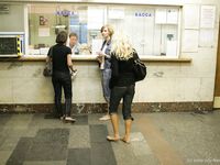 Feet - Valya + Ira + Jenya - 2006-12-25 Three barefoot girls