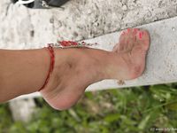 Feet - Valya - 2005-12-09 Sexy flexible feet in the city surroundings