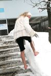 Feet - Valya - 2007-06-15 Hot feet and cold snow
