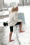 Feet - Valya - 2007-06-15 Hot feet and cold snow