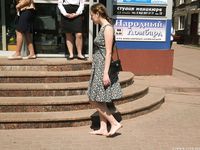 Feet - Valya A - 2016-02-28 A girl with plaited hair