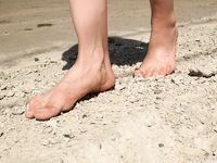 Feet - Valya A - 2016-02-28 A girl with plaited hair