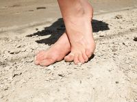 Feet - Valya A - 2016-02-28 A girl with plaited hair