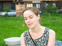 Feet - Valya A - 2016-02-28 A girl with plaited hair