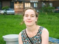 Feet - Valya A - 2016-02-28 A girl with plaited hair