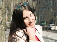 Feet - Vera - 2018-03-31 A spring barefoot stroll