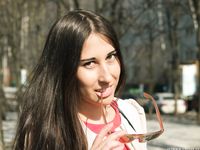 Feet - Vera - 2018-03-31 A spring barefoot stroll