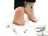 Feet - Victoria - 2013-06-12 Barefoot in deep fresh snow