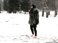 Feet - Victoria - 2013-06-12 Barefoot in deep fresh snow