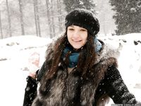 Feet - Victoria - 2013-06-12 Barefoot in deep fresh snow