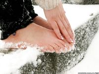 Feet - Victoria - 2013-06-12 Barefoot in deep fresh snow