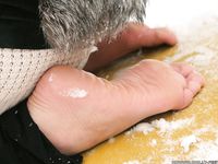 Feet - Victoria - 2013-06-12 Barefoot in deep fresh snow