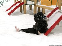 Feet - Victoria - 2013-06-12 Barefoot in deep fresh snow