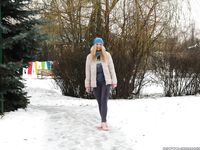 Feet - Victoria A - 2015-06-10 The first time on snow