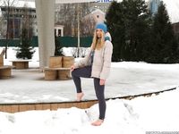 Feet - Victoria A - 2015-06-10 The first time on snow