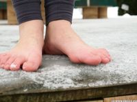 Feet - Victoria A - 2015-06-10 The first time on snow