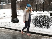 Feet - Victoria A - 2015-06-10 The first time on snow