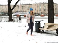 Feet - Victoria A - 2015-06-10 The first time on snow