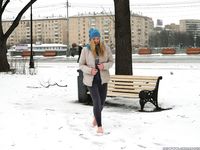 Feet - Victoria A - 2015-06-10 The first time on snow