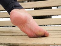 Feet - Victoria A - 2015-06-10 The first time on snow