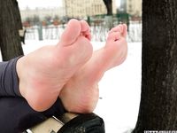 Feet - Victoria A - 2015-06-10 The first time on snow