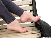 Feet - Victoria A - 2015-06-10 The first time on snow