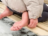 Feet - Victoria A - 2015-06-10 The first time on snow