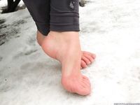 Feet - Victoria A - 2015-06-10 The first time on snow