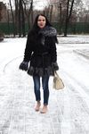Feet - Victoria B - 2016-07-29 Barefoot in the snowy street