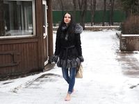 Feet - Victoria B - 2016-07-29 Barefoot in the snowy street