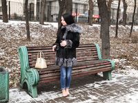 Feet - Victoria B - 2016-07-29 Barefoot in the snowy street