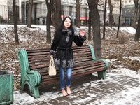 Feet - Victoria B - 2016-07-29 Barefoot in the snowy street