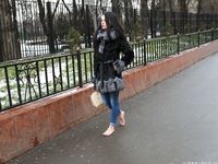 Feet - Victoria B - 2016-07-29 Barefoot in the snowy street