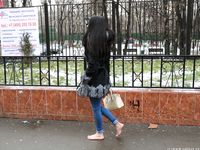 Feet - Victoria B - 2016-07-29 Barefoot in the snowy street