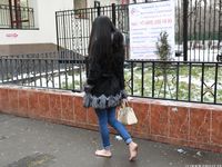 Feet - Victoria B - 2016-07-29 Barefoot in the snowy street